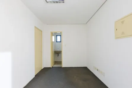 Ponto Comercial com 3 Quartos para alugar, 45m² no Pacaembu, São Paulo