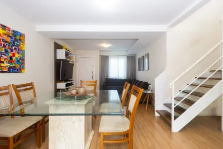 Sobrado com 4 Quartos à venda, 250m² no Santa Cândida, Curitiba