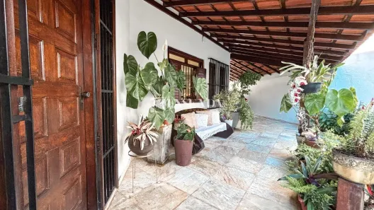 Casa com 4 Quartos à venda, 210m² no Jardim Camburi, Vitória