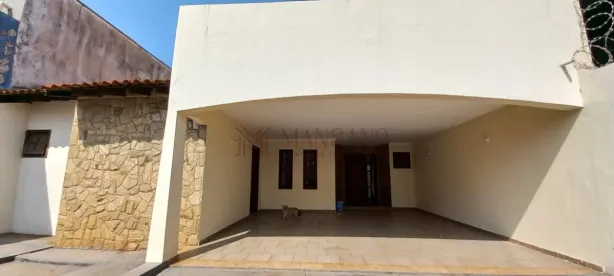 Casa com 4 Quartos para alugar, 200m² no Parque Jardim Europa, Bauru