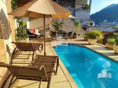 Casa com 3 Quartos à venda, 300m² no Cascatinha, Petrópolis