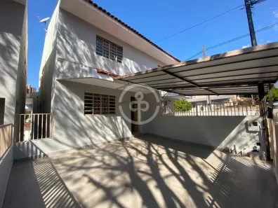 Sobrado com 2 Quartos para alugar, 78m² no Centro, Cascavel