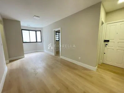 Apartamento com 2 Quartos para alugar, 82m² no Agronômica, Florianópolis