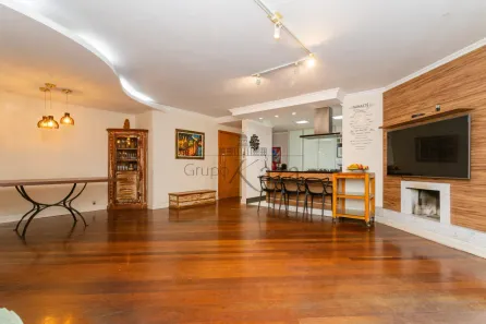 Apartamento com 4 Quartos à venda, 147m² no Vila Uberabinha, São Paulo