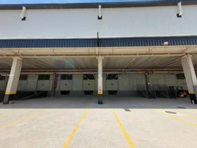 Galpão/Depósito/Armazém para alugar, 1674m² no Jardim Santa Cecília, Barueri