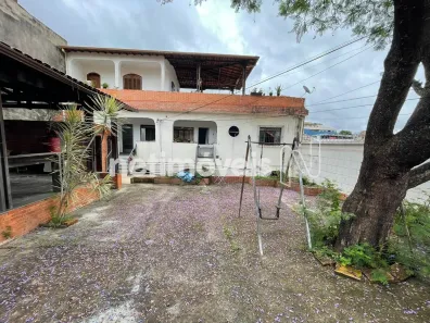 Casa com 6 Quartos à venda, 300m² no Cachoeirinha, Belo Horizonte