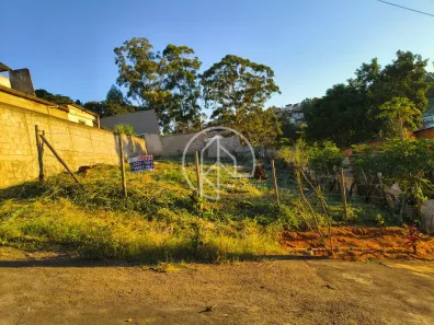 Lote/Terreno à venda, 390m² no São Pedro, Juiz de Fora
