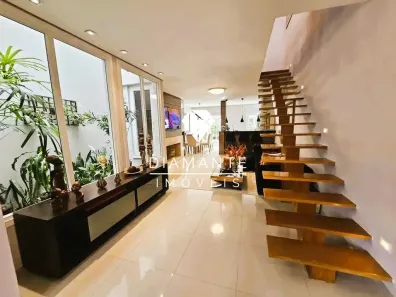 Casa com 3 Quartos à venda, 130m² no Hípica, Porto Alegre