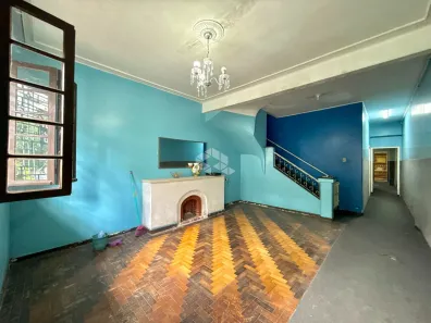 Casa com 2 Quartos à venda, 120m² no Azenha, Porto Alegre