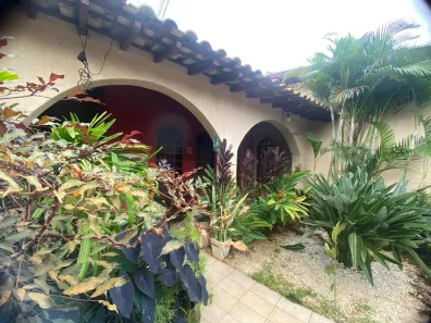 Casa com 3 Quartos à venda, 240m² no Olinda, Uberaba