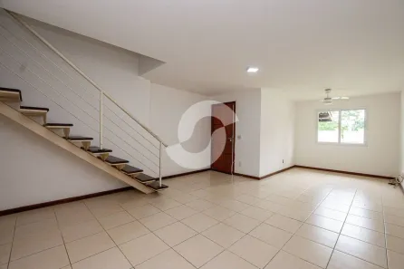 Casa com 3 Quartos à venda, 150m² no Itaipu, Niterói