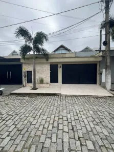 Casa de Condomínio com 4 Quartos para alugar, 240m² no Recreio dos Bandeirantes, Rio de Janeiro
