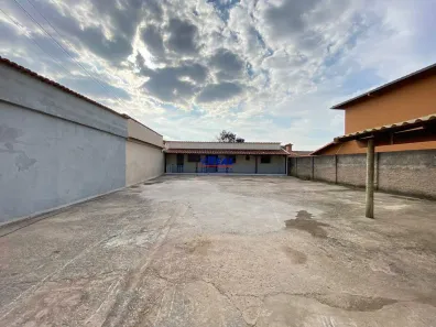 Casa com 2 Quartos para alugar, 90m² no Milionários (Barreiro), Belo Horizonte