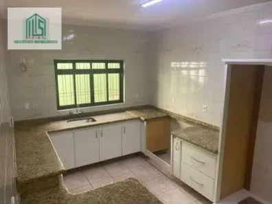 Sobrado com 3 Quartos à venda, 310m² no Vila Lucinda, Santo André