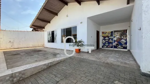 Casa com 3 Quartos à venda, 211m² no Balneário Stella Maris, Peruíbe