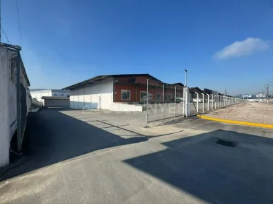 Galpão/Depósito/Armazém para alugar, 600m² no Steffen, Brusque