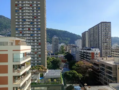 Apartamento com 2 Quartos para alugar, 75m² no Botafogo, Rio de Janeiro