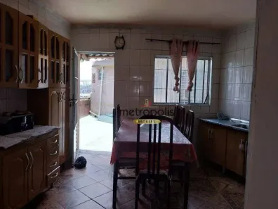 Sobrado com 5 Quartos à venda, 512m² no Jardim do Estádio, Santo André