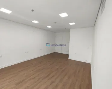 Sala Comercial à venda, 37m² no Várzea da Barra Funda, São Paulo