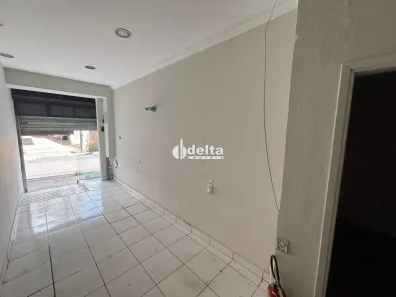Ponto Comercial para alugar, 50m² no Centro, Uberlândia