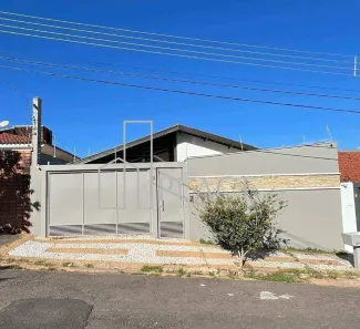 Casa com 3 Quartos para alugar, 175m² no Jardim Parati, Marília