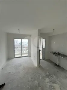 Apartamento com 2 Quartos para alugar, 47m² no Vila das Bandeiras, Guarulhos