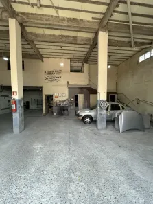 Galpão/Depósito/Armazém à venda, 580m² no Jardim Europa, Uberlândia