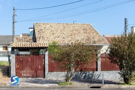 Casa com 3 Quartos à venda, 300m² no Espírito Santo, Porto Alegre