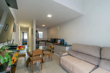 Casa com 3 Quartos à venda, 65m² no São Marcos, Campo Largo