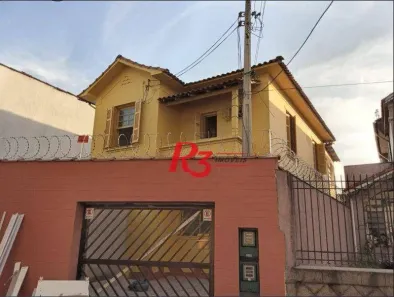 Sobrado com 3 Quartos para alugar, 219m² no Vila Mathias, Santos