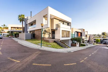 Casa de Condomínio com 4 Quartos à venda, 360m² no Boa Vista, Curitiba
