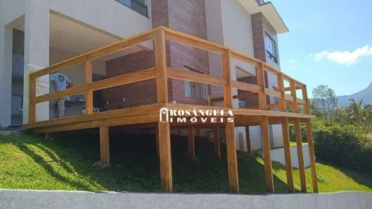 Casa de Condomínio com 3 Quartos à venda, 145m² no Golfe, Teresópolis