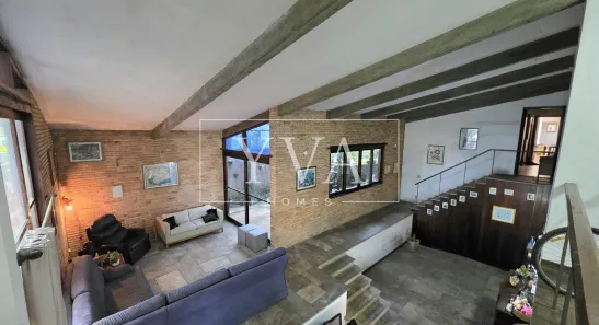 Casa com 3 Quartos à venda, 243m² no Alto de Pinheiros, São Paulo