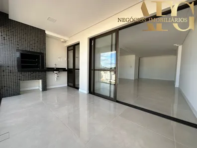 Apartamento com 3 Quartos à venda, 129m² no Canto, Florianópolis
