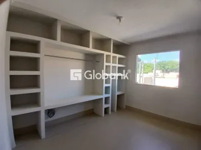 Casa com 3 Quartos à venda, 78m² no Alto Floresta, Montes Claros