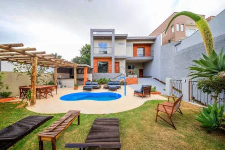 Casa de Condomínio com 4 Quartos à venda, 234m² no São Pedro, Juiz de Fora