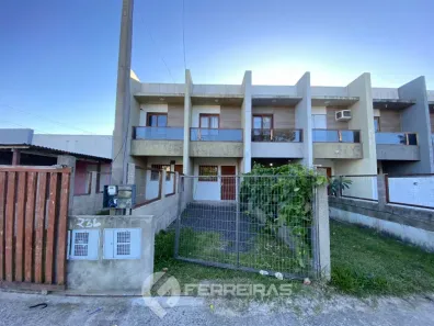 Sobrado com 2 Quartos para alugar, 88m² no Tramandaí, Tramandaí