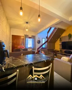 Sobrado com 2 Quartos à venda, 61m² no Morada do Vale I, Gravataí