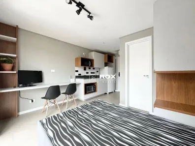 Apartamento com 1 Quarto para alugar, 18m² no Água Verde, Curitiba