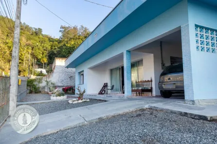 Casa com 3 Quartos à venda, 172m² no Velha, Blumenau