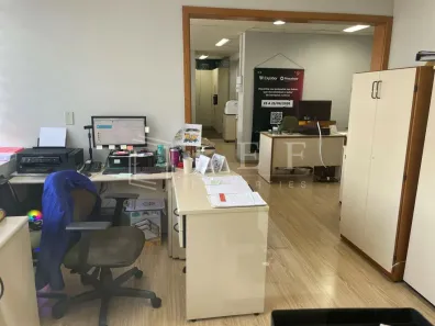 Prédio Comercial para alugar, 239m² no Bela Vista, São Paulo