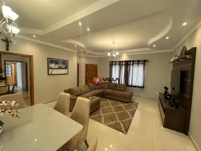 Casa com 3 Quartos à venda, 200m² no Jardim Terramérica II, Americana