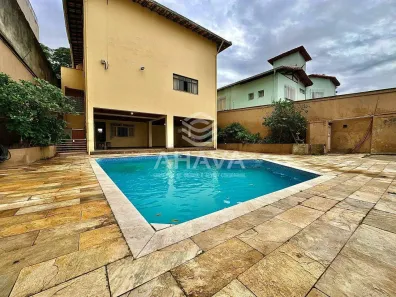 Casa com 5 Quartos à venda, 432m² no Itapoã, Belo Horizonte