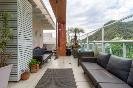 Cobertura com 4 Quartos à venda, 215m² no Itacoatiara, Niterói