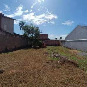 Lote/Terreno à venda, 383m² no Jardim Mariliza, Goiânia