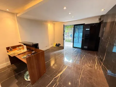 Ponto Comercial para alugar, 220m² no Vila Olímpia, São Paulo