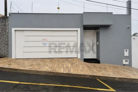 Casa com 3 Quartos à venda, 204m² no São Joaquim, Franca
