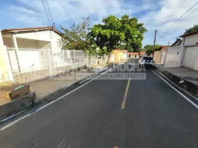 Casa com 3 Quartos para alugar, 200m² no Saci, Teresina