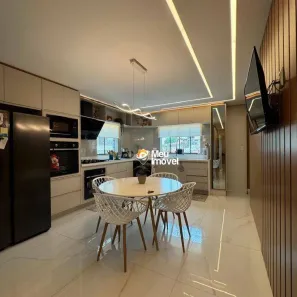 Apartamento com 4 Quartos à venda, 180m² no Vila São Vicente, São Paulo