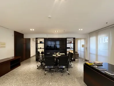 Sala Comercial para alugar, 165m² no Vila Olímpia, São Paulo